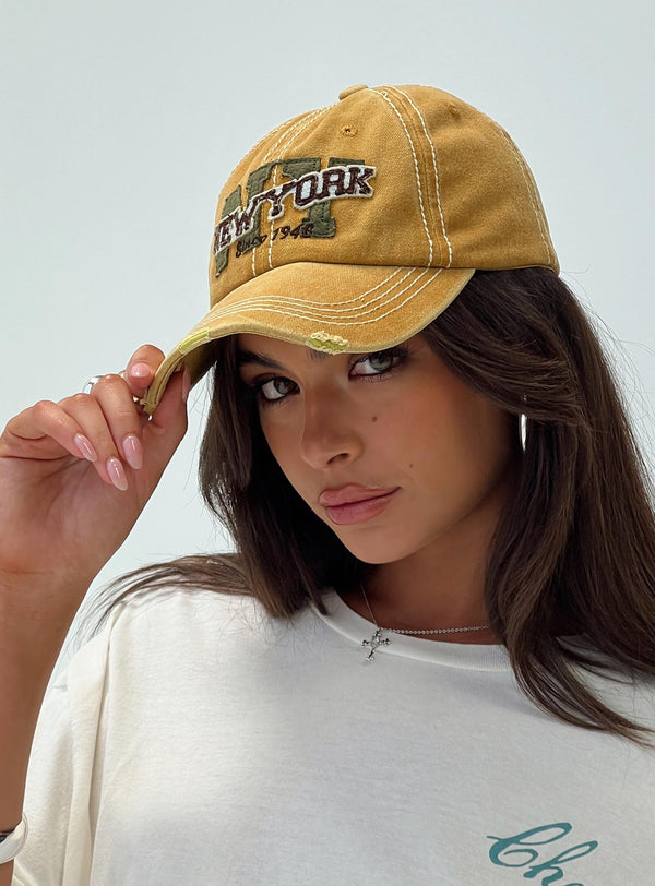 Cap Camel'In Ötesinde