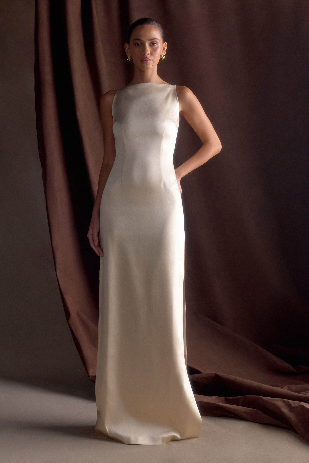 Mor Kolsuz Saten Uzun Elbise - Allık Altın