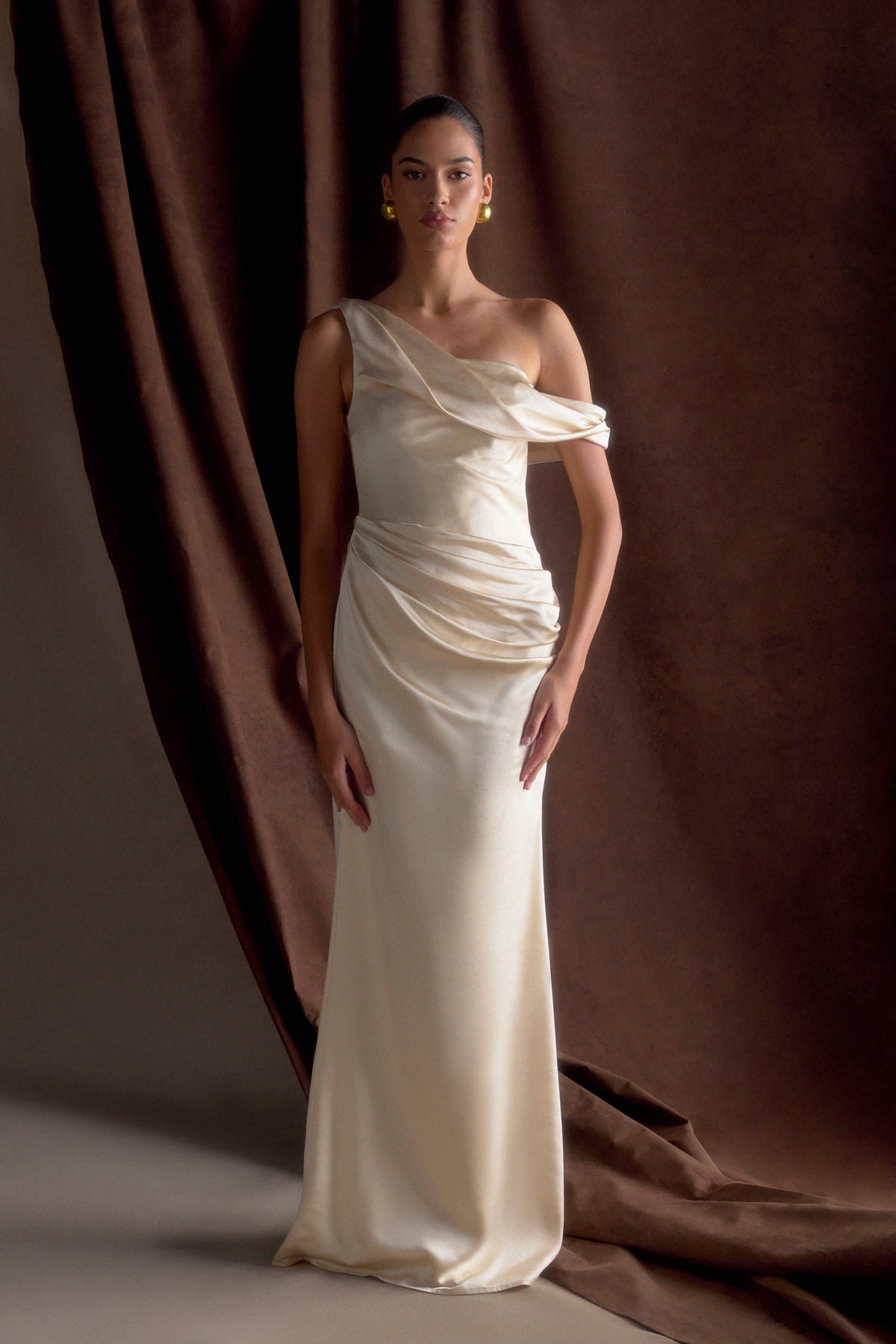 Dalia Omuz Açık Saten Uzun Elbise - Pembe Altın