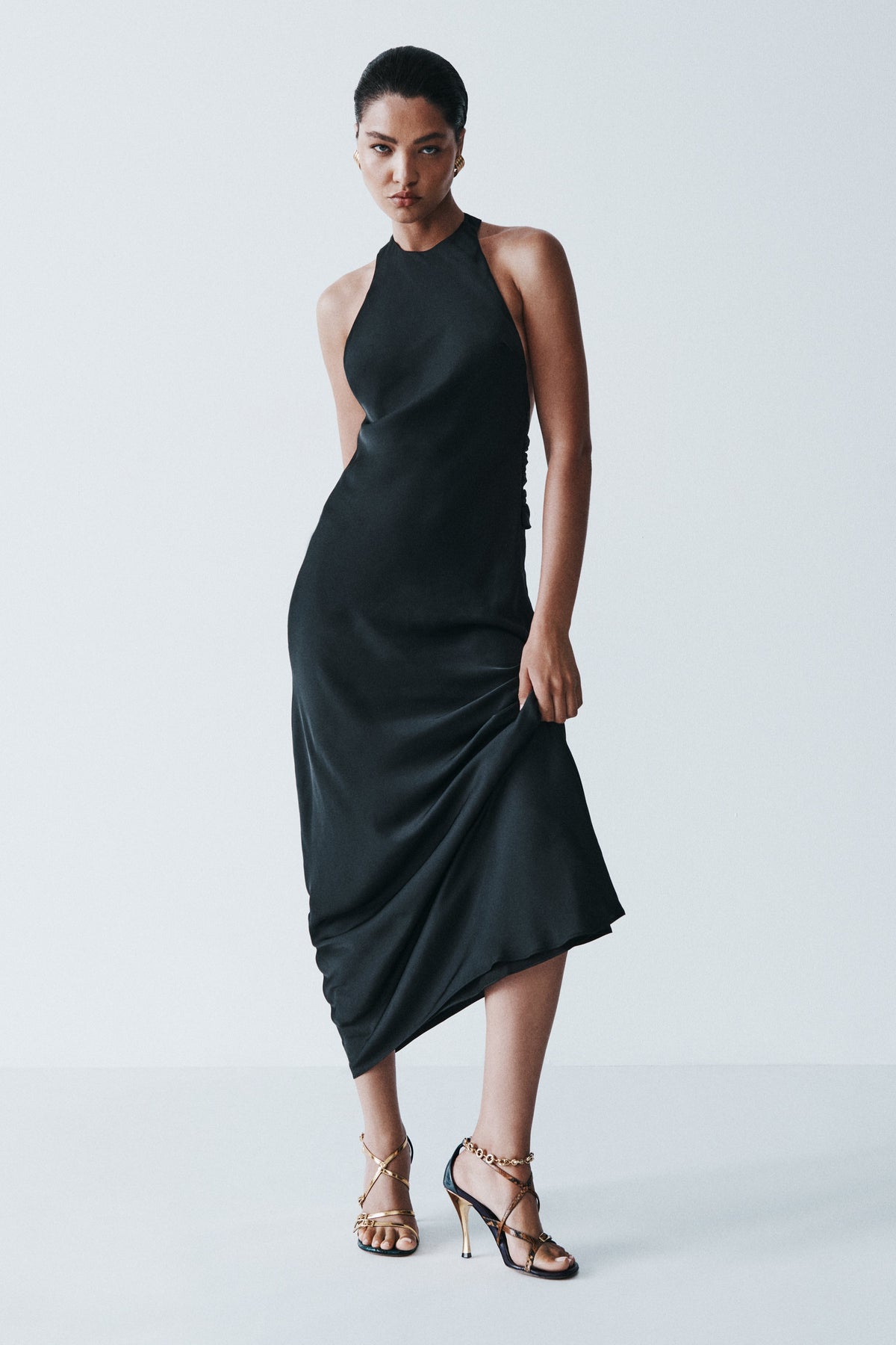 Rinna Saten Askılı Uzun Elbise - Siyah