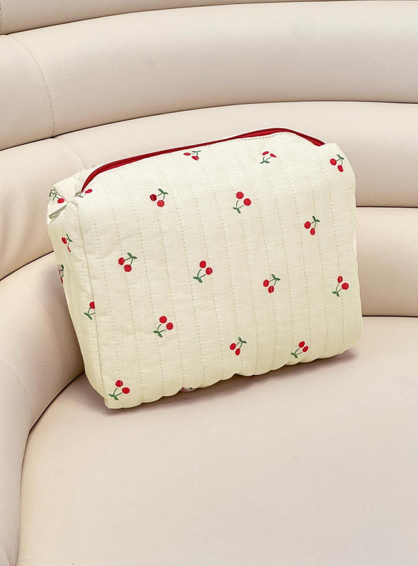 Cherry Time Makyaj Çantası Beyaz